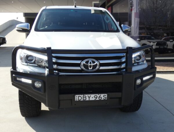 Toyota Hilux 4x4 GUN126R WorkMate 2015 Review - Image 9