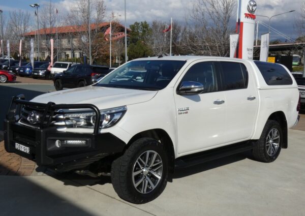 Toyota Hilux 4x4 GUN126R WorkMate 2015 Review