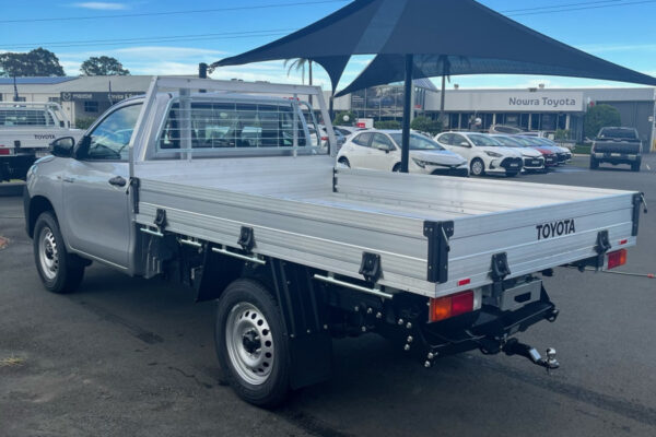 TOYOTA HILUX WORKMATE HI-RIDER 2024  REVIEW - Image 5