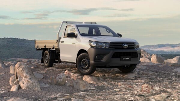 Toyota Hilux 4x4 WorkMate Single-Cab Cab-Chassis 2020 Review