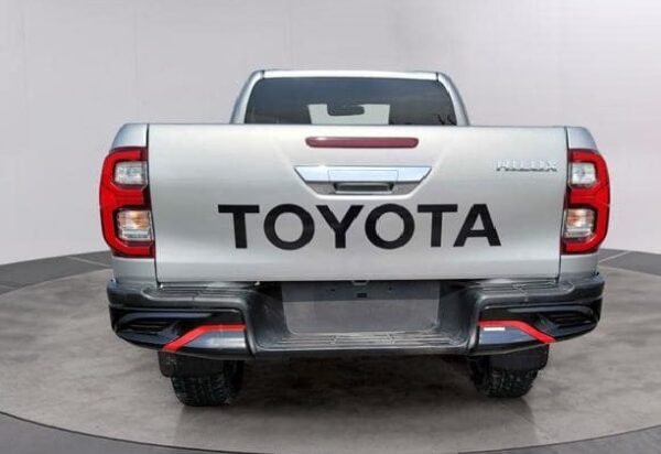 SR Toyota Auto 4×4 Hilux 2022 - Image 3