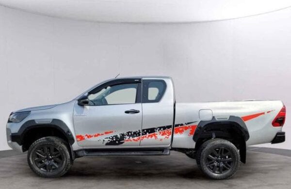 SR Toyota Auto 4×4 Hilux 2022 - Image 10