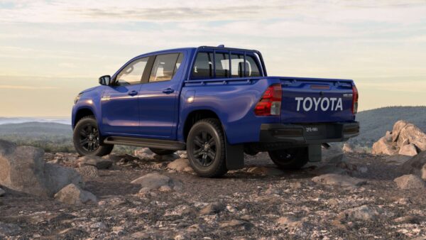 SR Toyota Auto 4×4 Hilux 2024 - Image 2