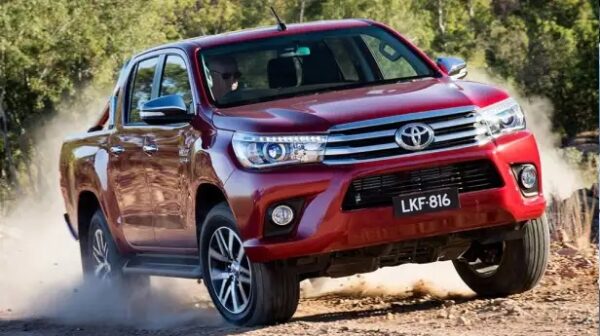 Toyota Hilux SR5 Auto 4x4 Double Cab 2015 - Image 6